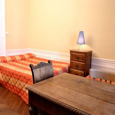 Du Palais Guest house