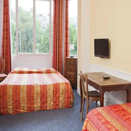 Guest house Du Palais 2*